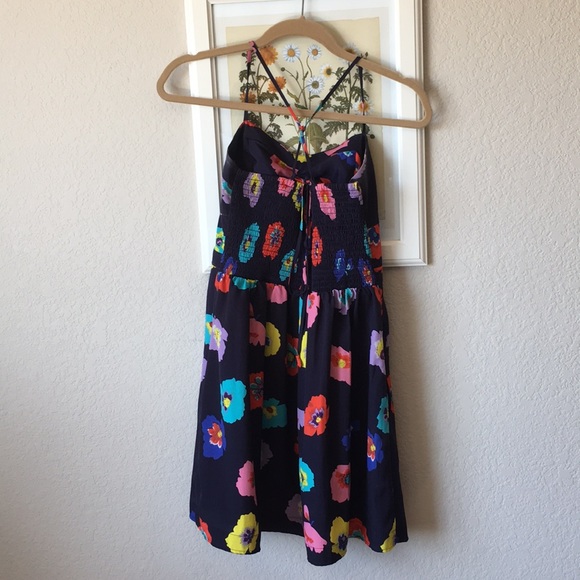 Spring dress - Picture 5 of 5